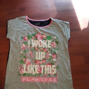 Sleeveless shirt size 14/16